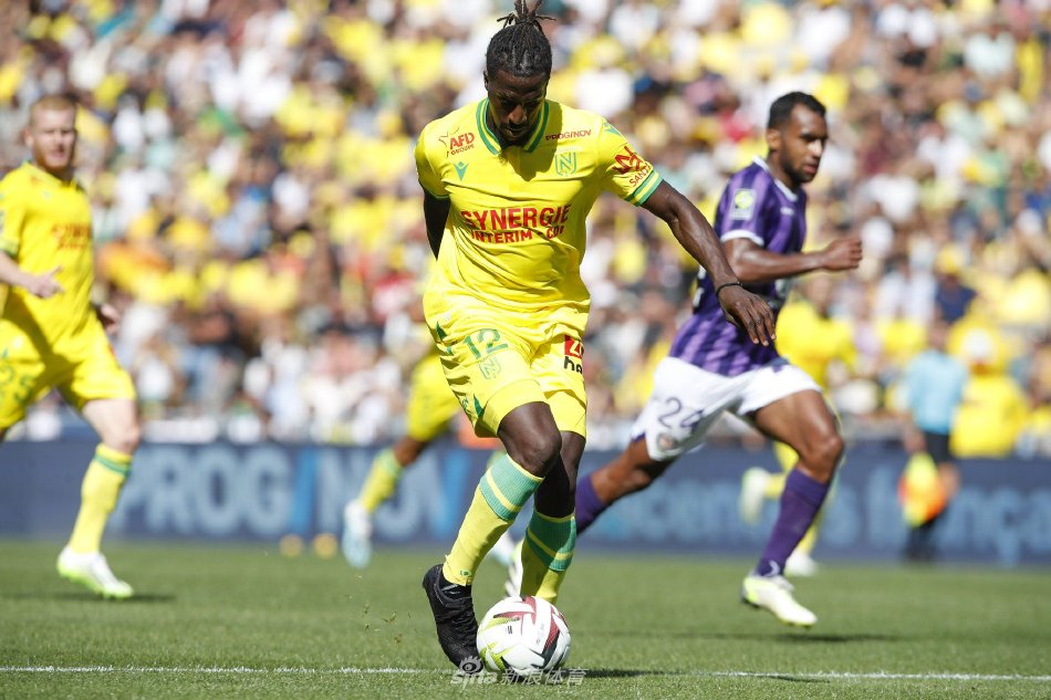 武磊通过视 武磊通过视